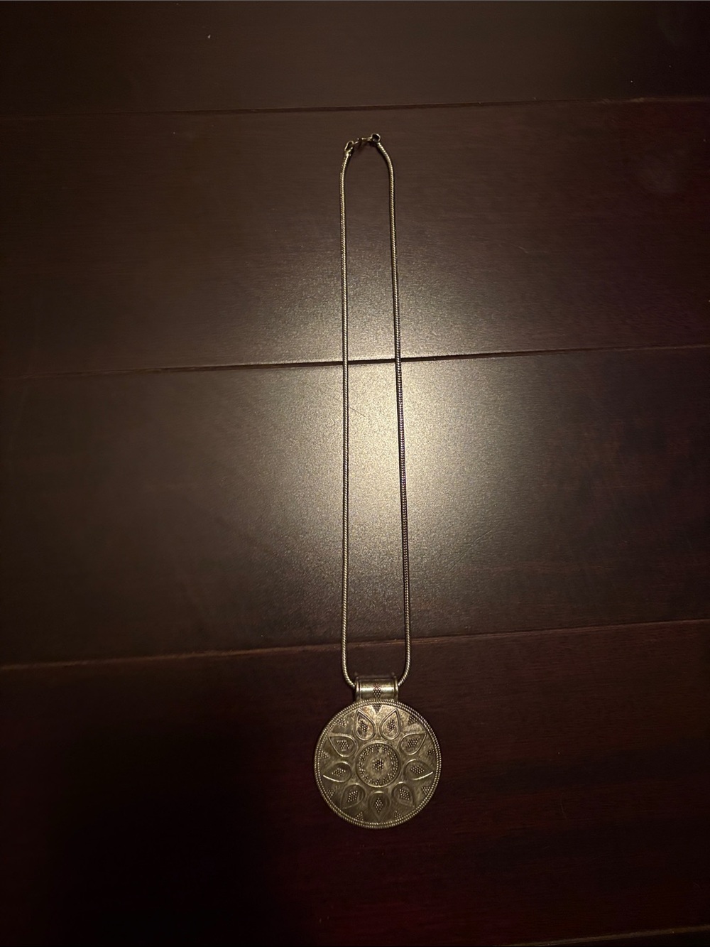 Silver Round Floral Medallion Pendant Necklace for Women